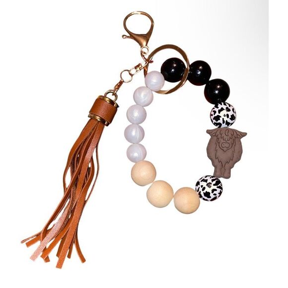 🎀2/$20🎀 Brown Highland Cow Keychain Wristlet with Tassel - Picture 1 of 4